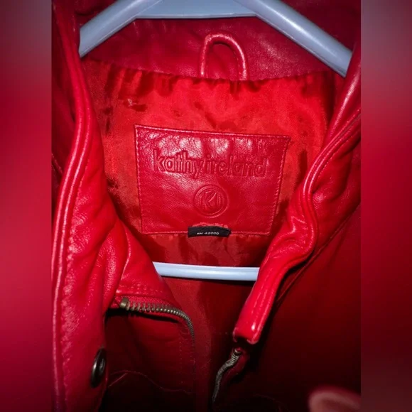 Kathy Ireland Ginuwine, leather and polyester interior size M red super soft - Picture 9 of 15